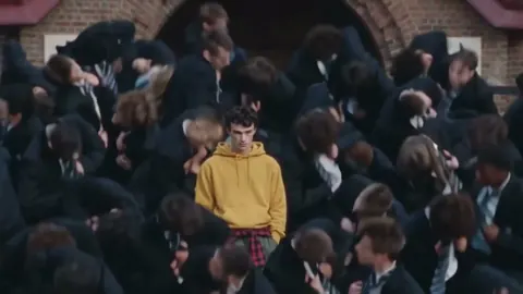 Вы среди строя